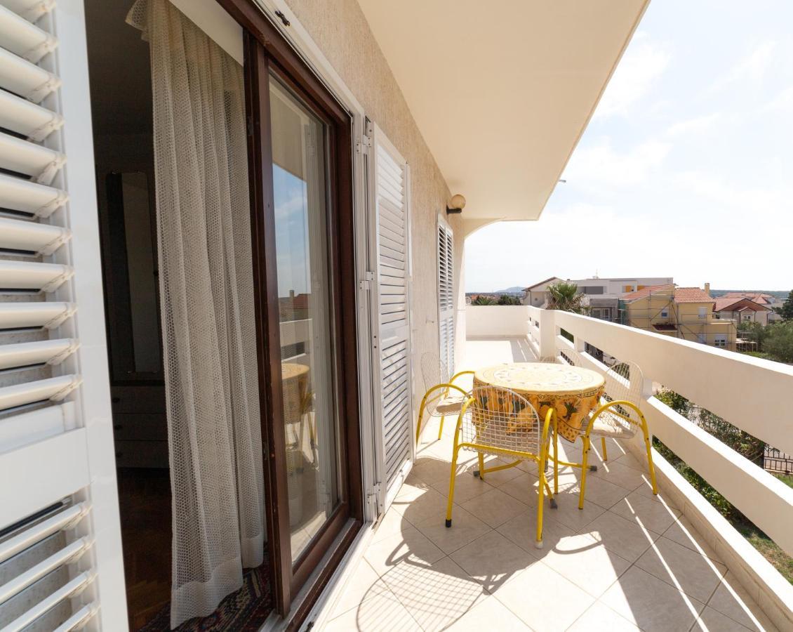 Apartmani Antonia Novalja Exterior foto